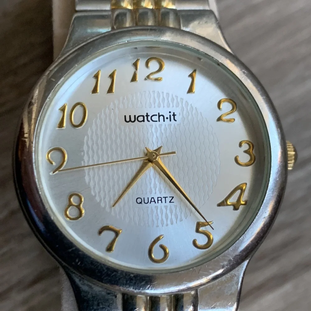 Watch It Wrist Watch Gold Silver Tone Stretch Band Vintage wristwatch Quartz